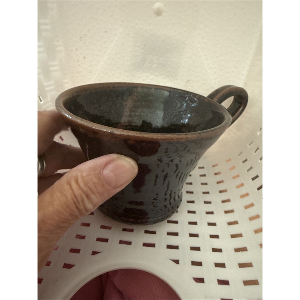 Vintage Victoria Littlejohn Signed  Brown Mug Made In The USA